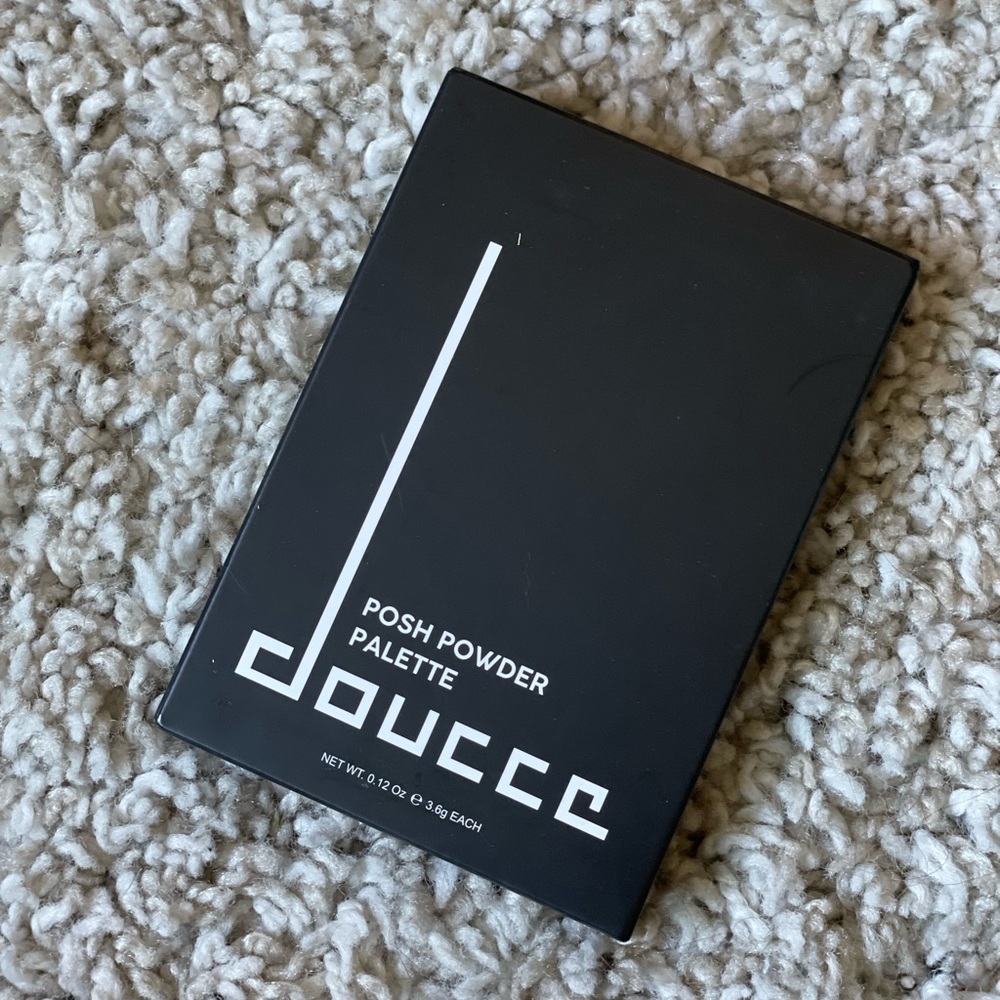 Doucce Posh Powder Palette